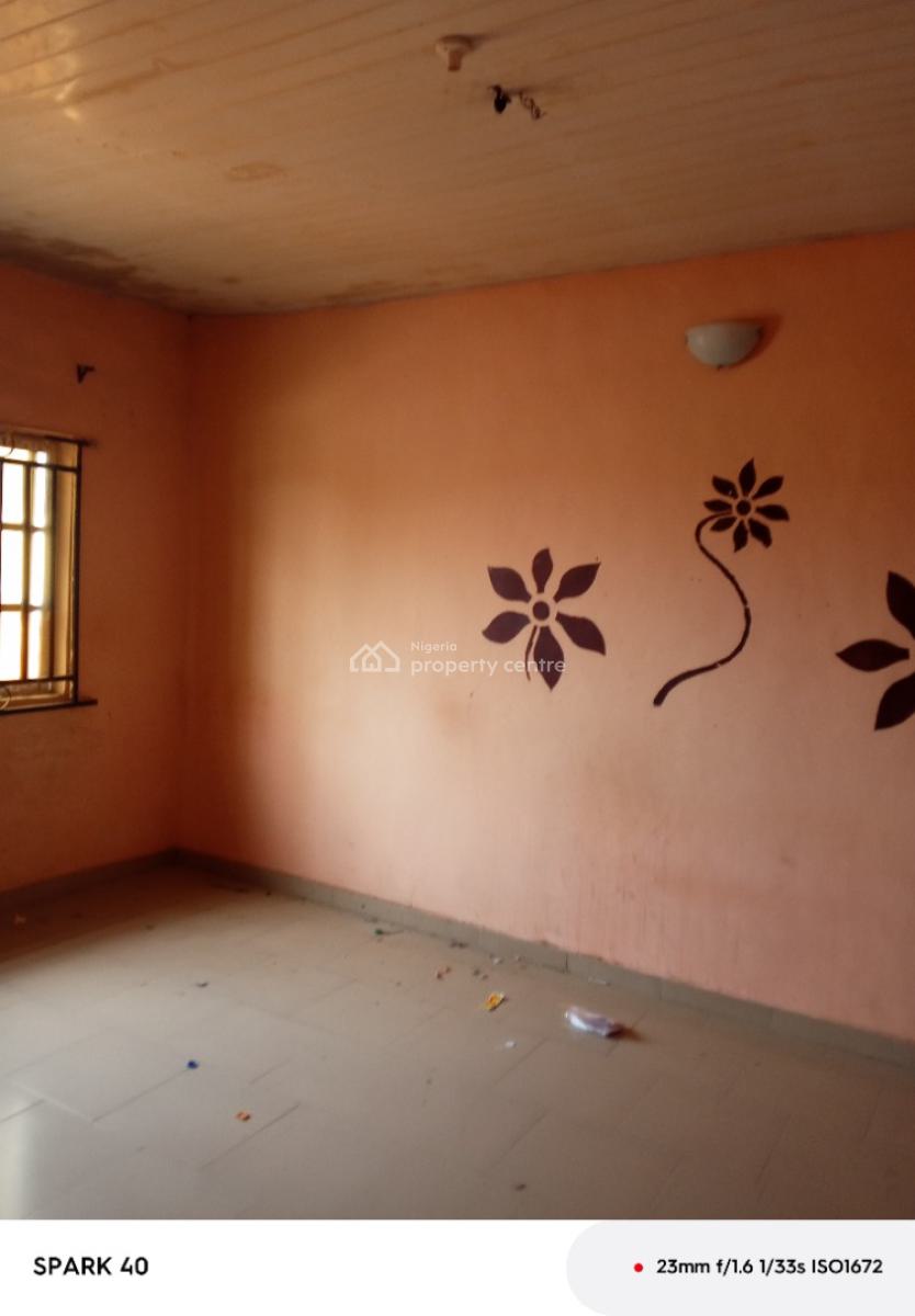 Spacious Miniflat Upstairs Apartment., Shalom Estate Awoyaya New Road., Awoyaya, Ibeju Lekki, Lagos, Mini Flat (room and Parlour) for Rent