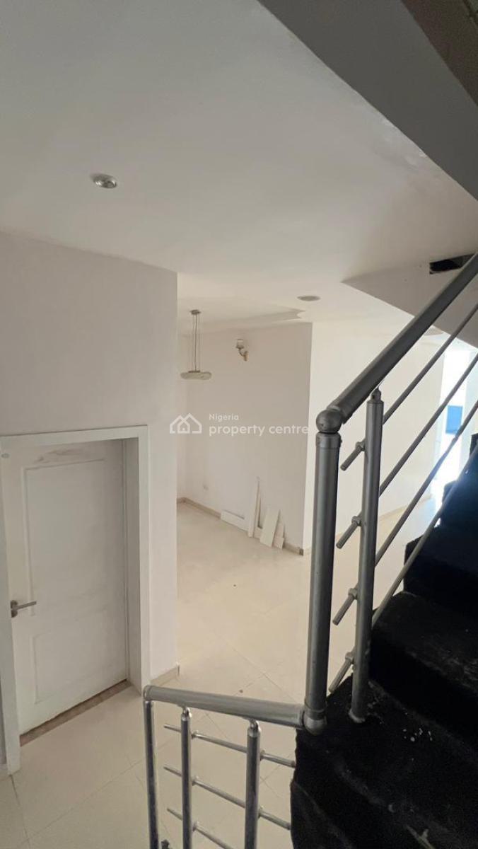 Standard 4 Bedroom Semi-detached Duplex, with Bq in a Secure Estate, Sangotedo, Ajah, Lagos, Semi-detached Duplex for Rent