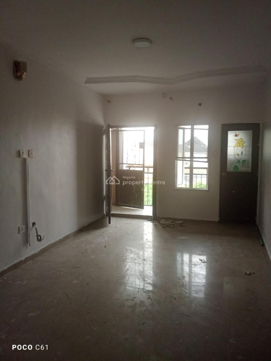 Clean Nice 2 Bedrooms Flat, Upstairs, Sangotedo, Ajah, Lagos, Flat / Apartment for Rent