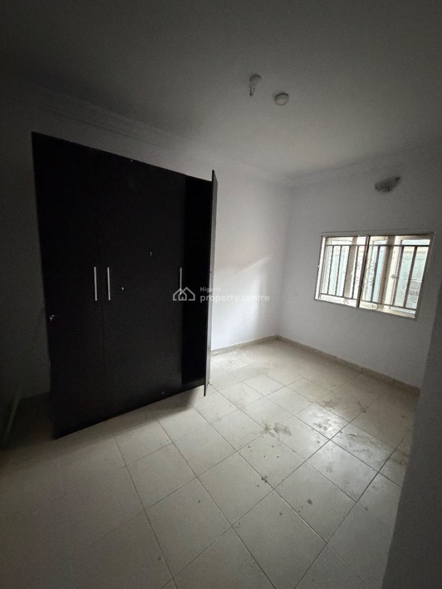 Lovely and Spacious 3 Bedroom, Atlantic View Estate, Alpha Beach Road, Lekki, Lagos, Flat / Apartment for Rent