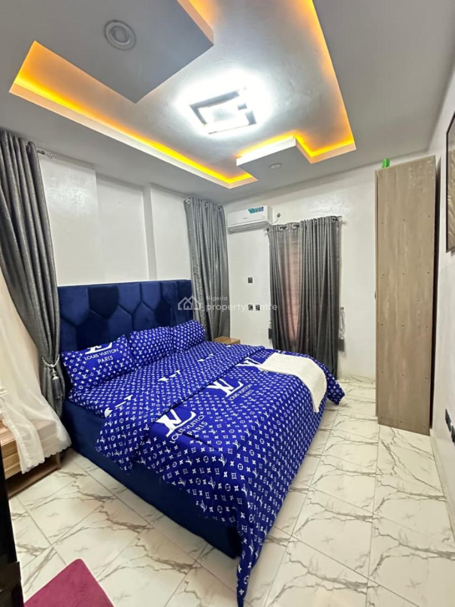 Luxurious 2bedroom Apartment with Pool, Egbeda, Alimosho, Lagos, Flat / Apartment Short Let