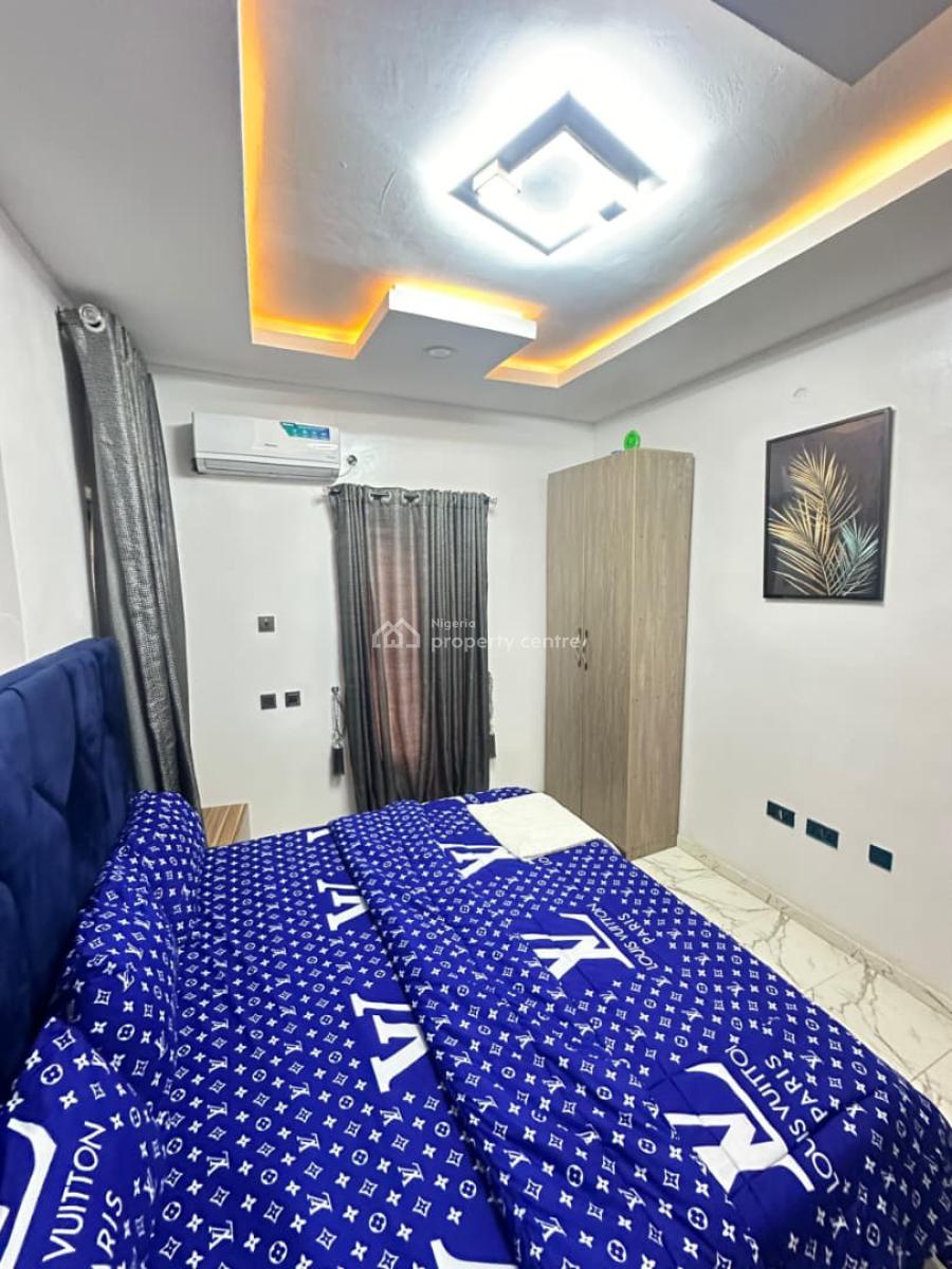 Luxurious 2bedroom Apartment with Pool, Egbeda, Alimosho, Lagos, Flat / Apartment Short Let