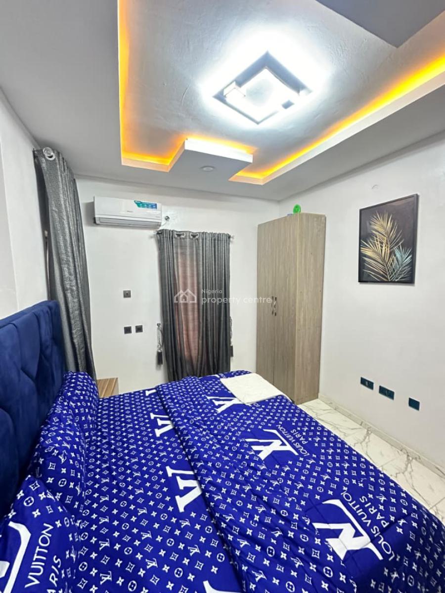 Luxurious 2bedroom Apartment with Pool, Egbeda, Alimosho, Lagos, Flat / Apartment Short Let