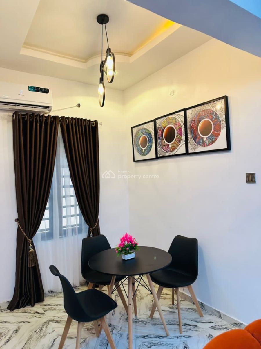 Luxurious 2bedroom Apartment with Pool, Egbeda, Alimosho, Lagos, Flat / Apartment Short Let