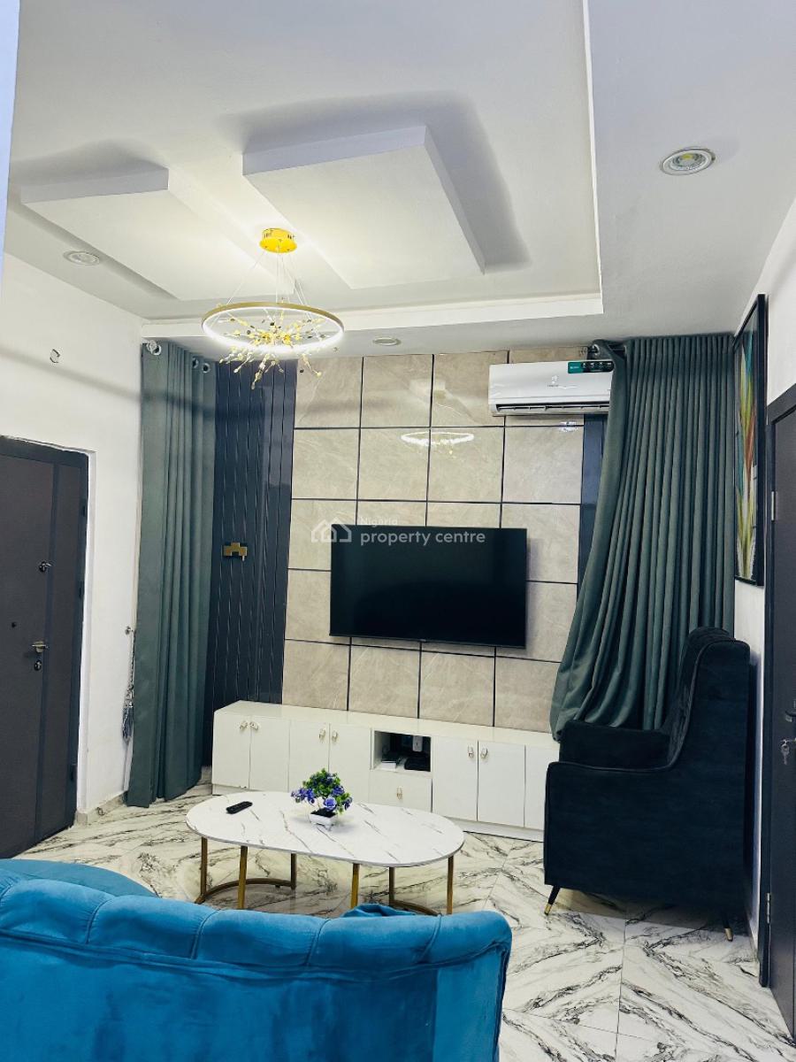 Luxurious 1bedroom with Pool, Egbeda, Alimosho, Lagos, Flat / Apartment Short Let