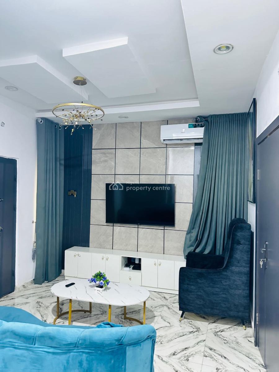 Luxurious 1bedroom with Pool, Egbeda, Alimosho, Lagos, Flat / Apartment Short Let
