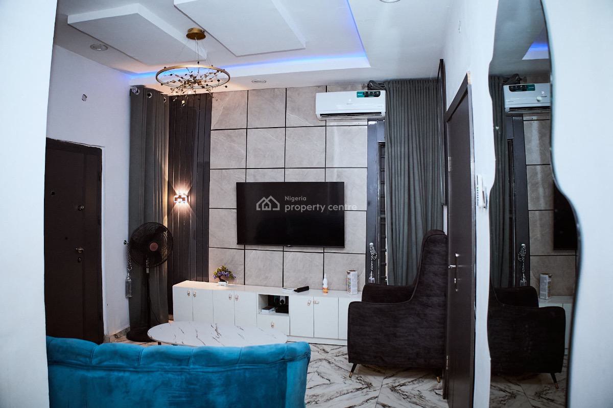 Luxurious 1bedroom with Pool, Egbeda, Alimosho, Lagos, Flat / Apartment Short Let