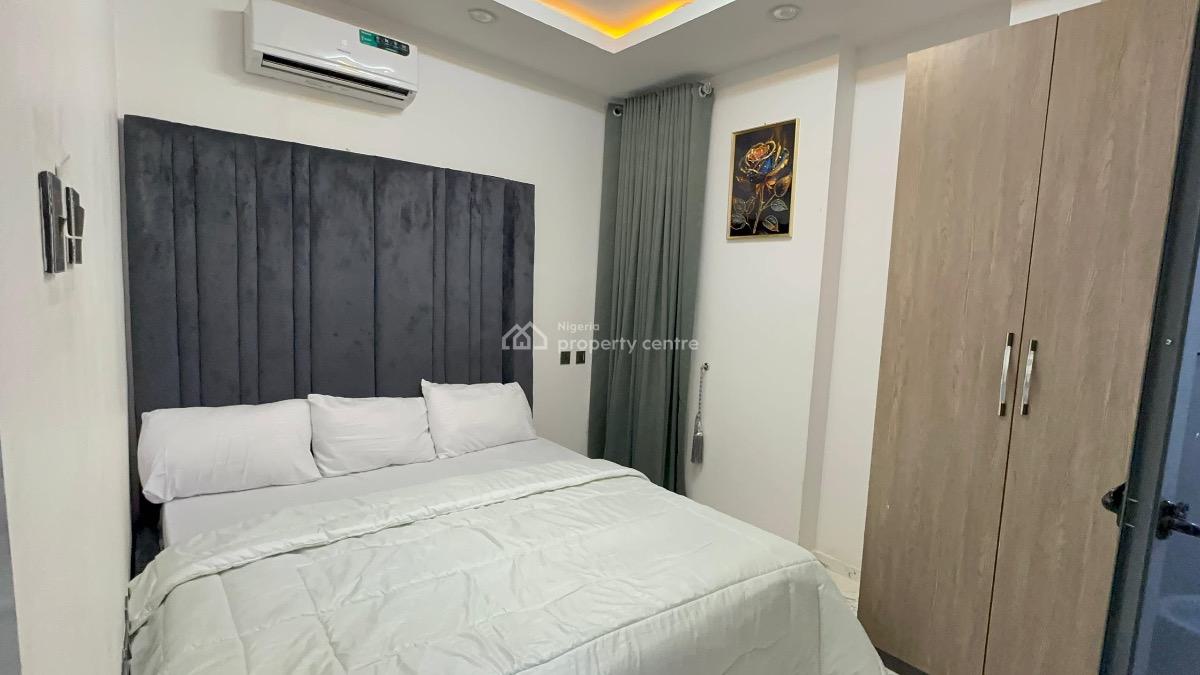 Luxurious 1bedroom with Pool, Egbeda, Alimosho, Lagos, Flat / Apartment Short Let