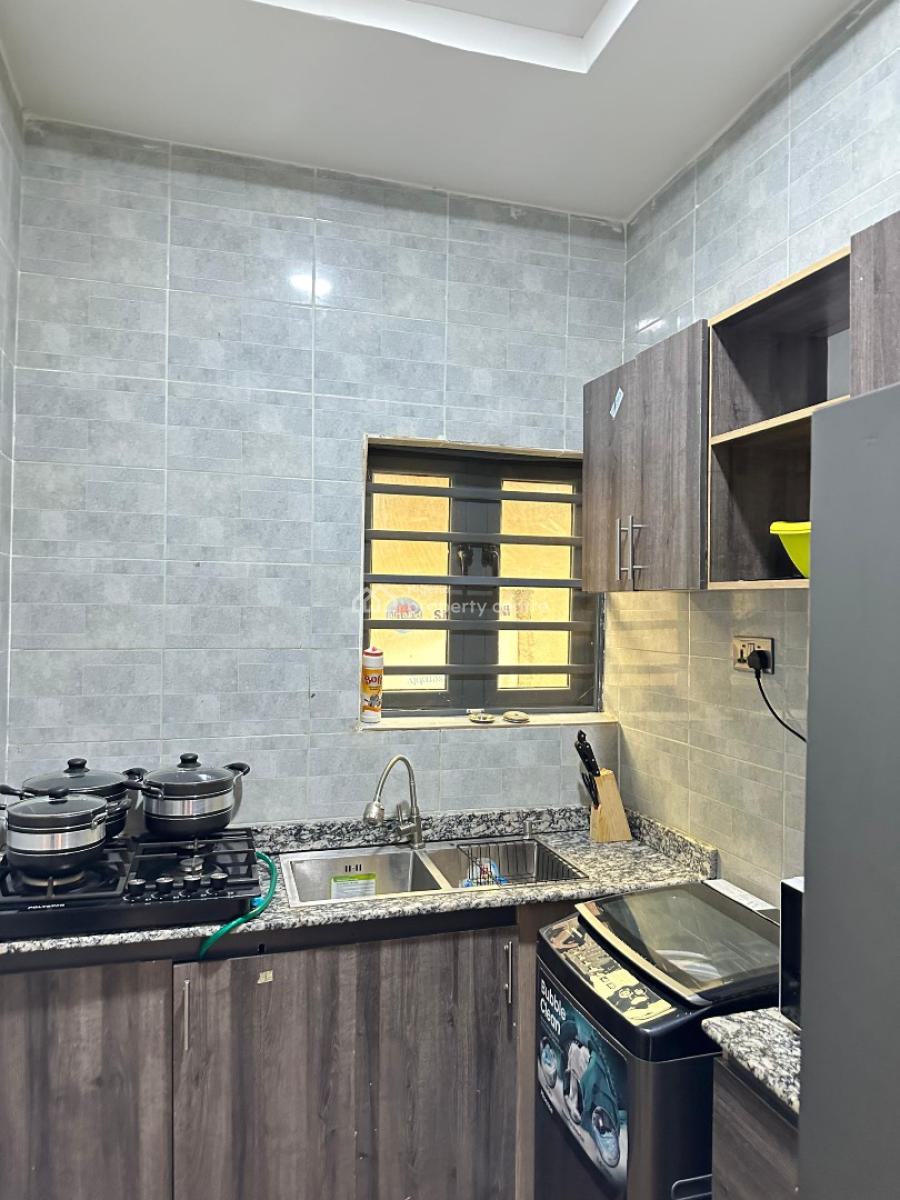 Luxurious 1bedroom with Pool, Egbeda, Alimosho, Lagos, Flat / Apartment Short Let
