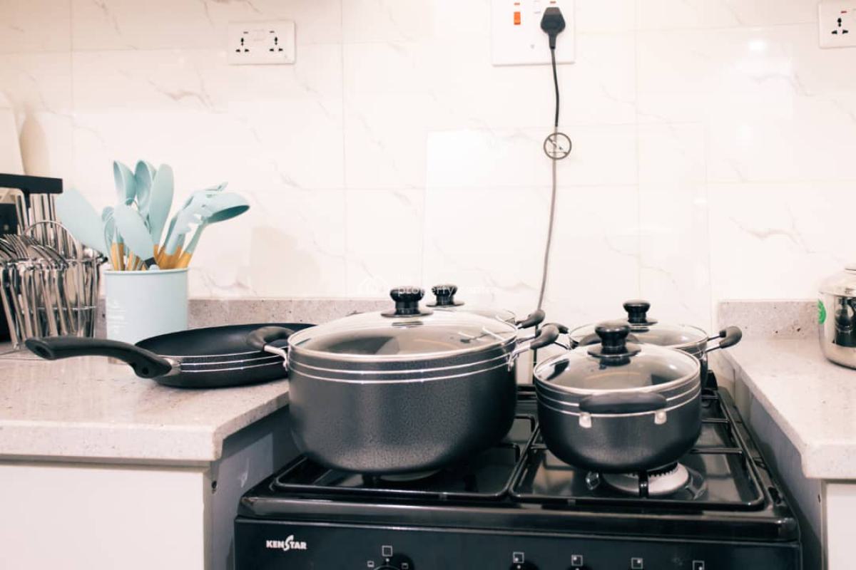 Luxurious 2bedroom Apartment, Egbeda, Alimosho, Lagos, Flat / Apartment Short Let