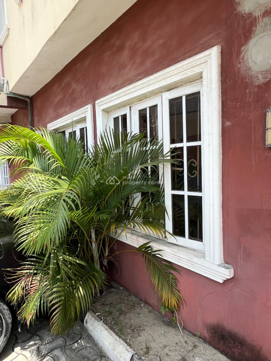 2bedroom Apartment, Ologolo, Lekki, Lagos, Flat / Apartment for Rent