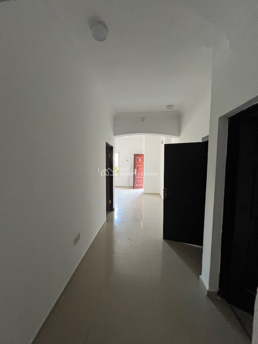 2bedroom Apartment, Ologolo, Lekki, Lagos, Flat / Apartment for Rent