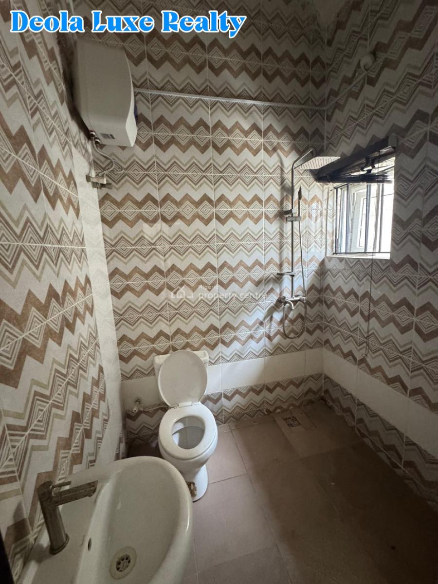 a Well Maintained 2 Bedroom Apartment, Salem, Ikate, Lekki, Lagos, Flat / Apartment for Rent