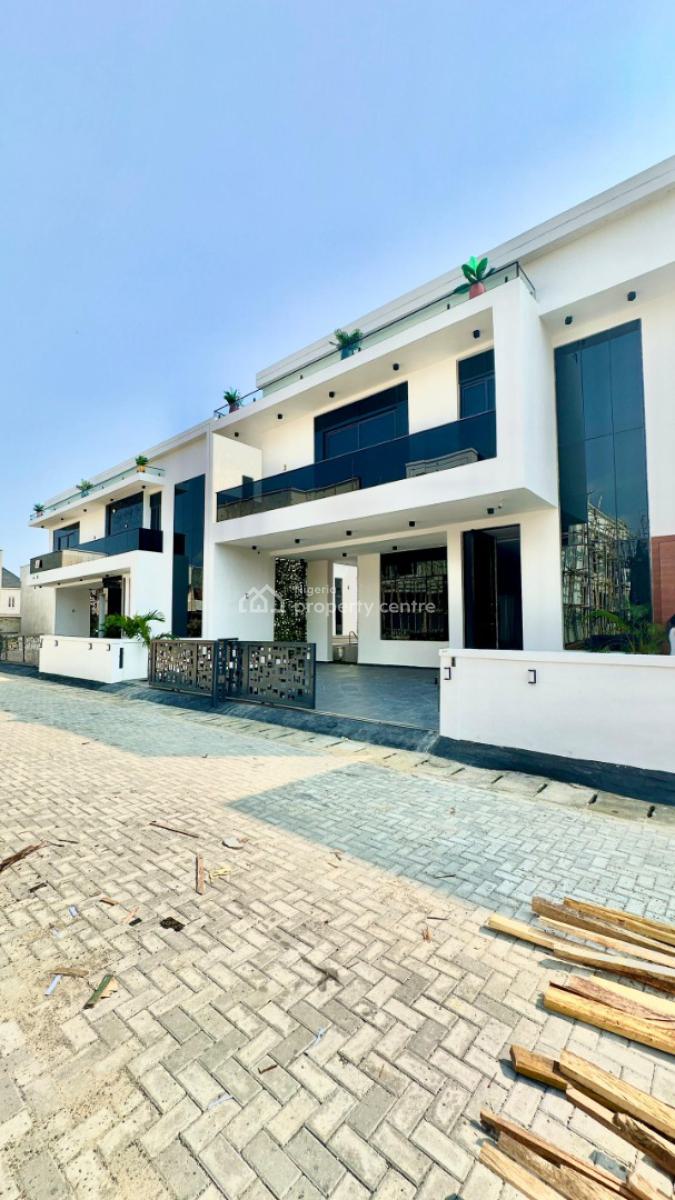 5bedroom Luxurious Fully Detached Duplex, Conversation Centre Road, Lafiaji, Lekki, Lagos, Detached Duplex for Sale