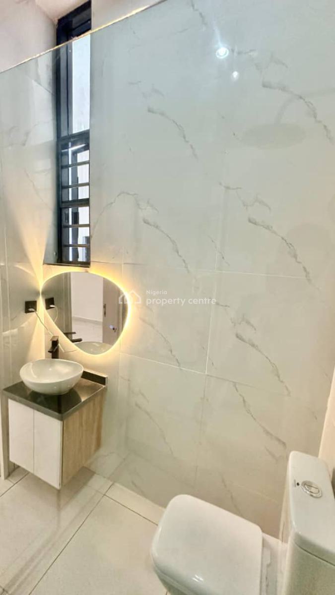 5bedroom Luxurious Fully Detached Duplex, Conversation Centre Road, Lafiaji, Lekki, Lagos, Detached Duplex for Sale