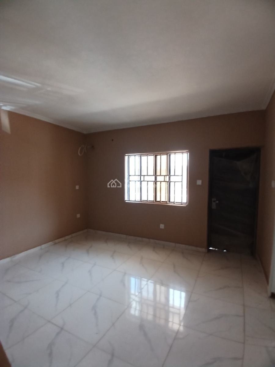 Well Renovated 4 Bedroom Block of Flat, Diplomatic Zone, Asokoro District, Abuja, House for Rent