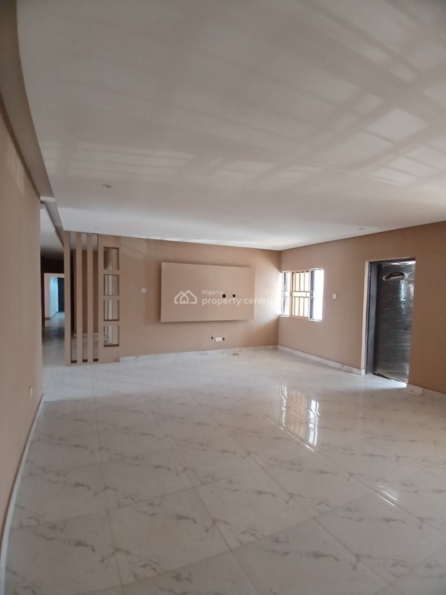 Well Renovated 4 Bedroom Block of Flat, Diplomatic Zone, Asokoro District, Abuja, House for Rent