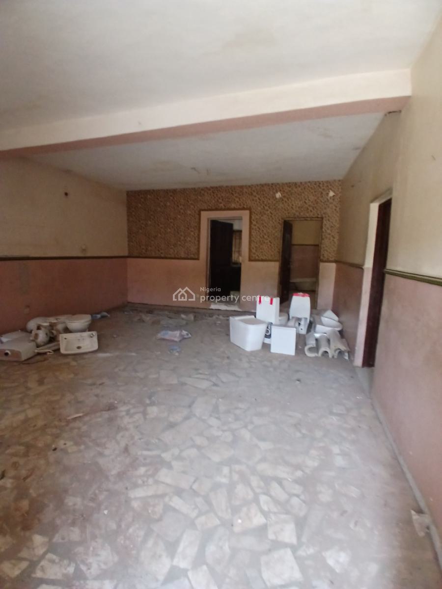 Luxury 2 Bedrooms with a Room Bq, Wuse, Abuja, Flat / Apartment for Rent