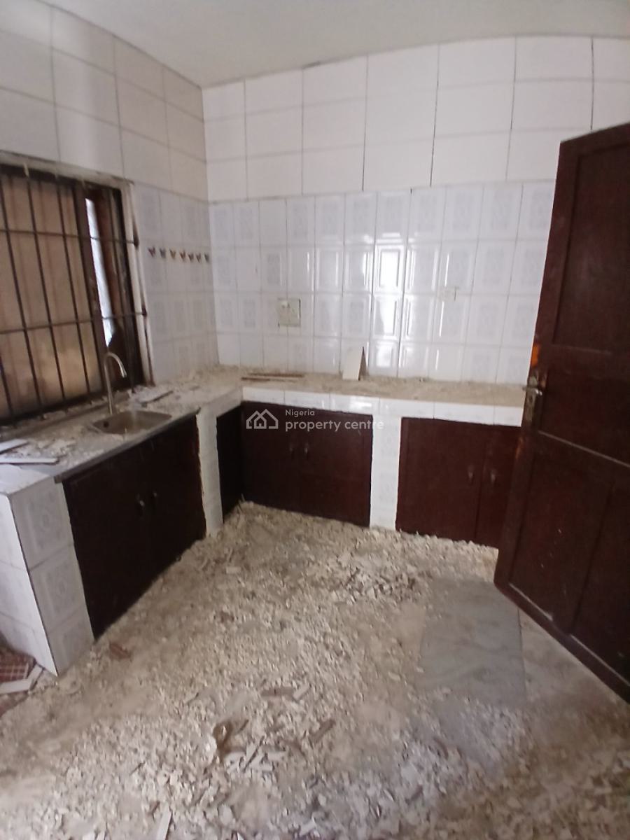 Luxury 2 Bedrooms with a Room Bq, Wuse, Abuja, Flat / Apartment for Rent