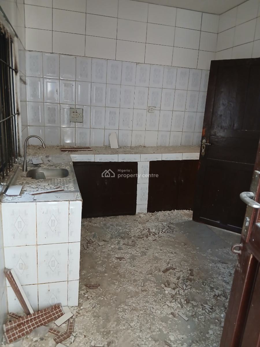 Luxury 2 Bedrooms with a Room Bq, Wuse, Abuja, Flat / Apartment for Rent