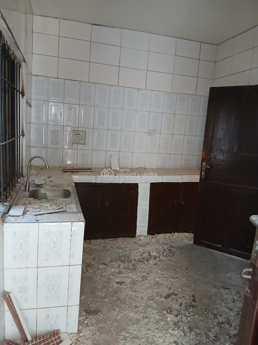 Luxury 2 Bedrooms with a Room Bq, Wuse, Abuja, Flat / Apartment for Rent