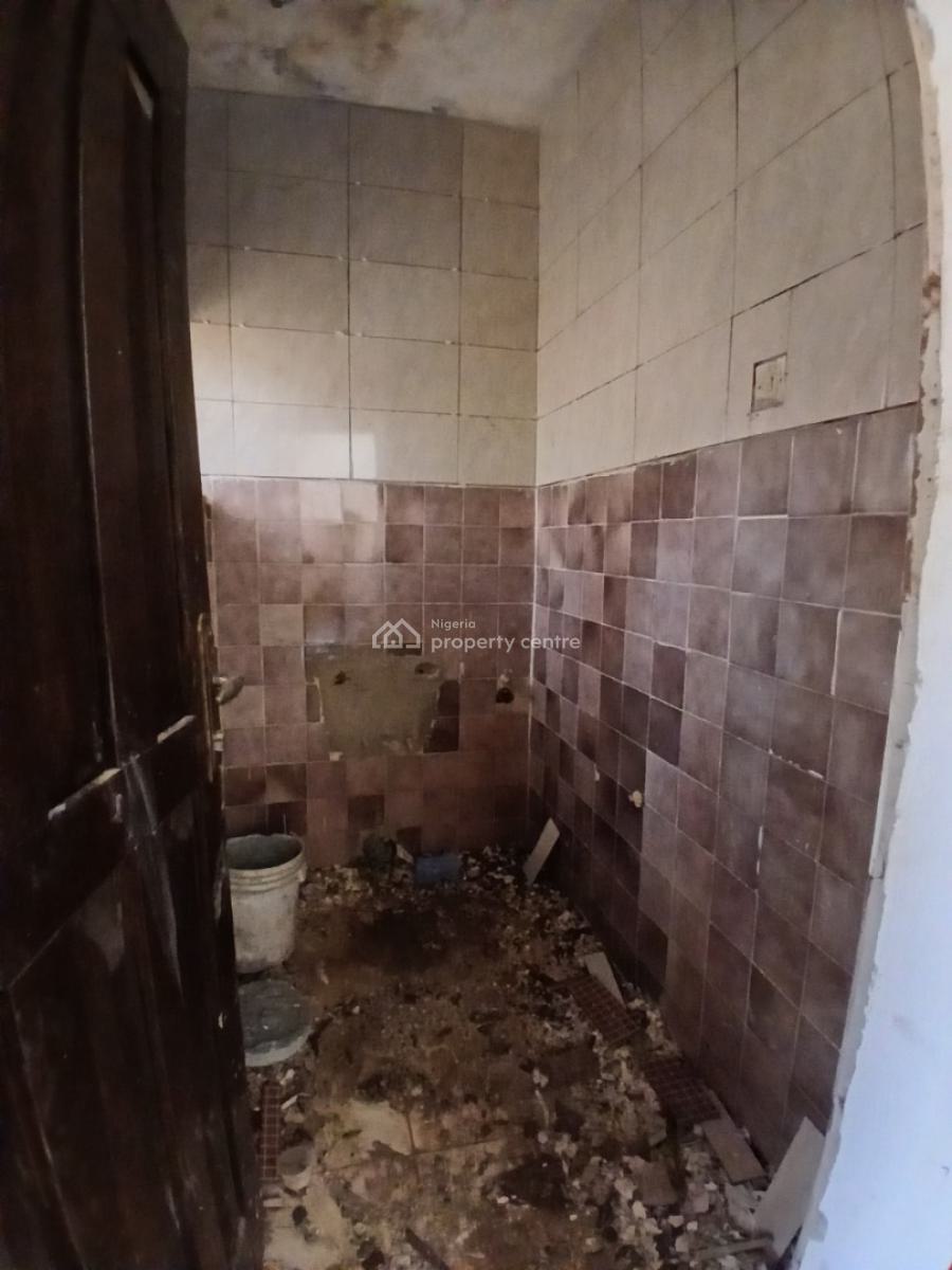 Luxury 2 Bedrooms with a Room Bq, Wuse, Abuja, Flat / Apartment for Rent