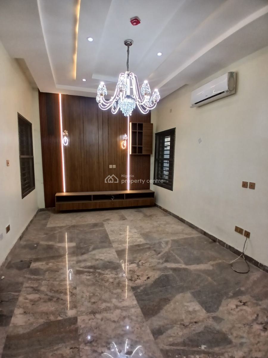 Luxury 5 Bedrooms with a Room Bq, Acs and Central Generator, Wuye, Abuja, Terraced Duplex for Rent
