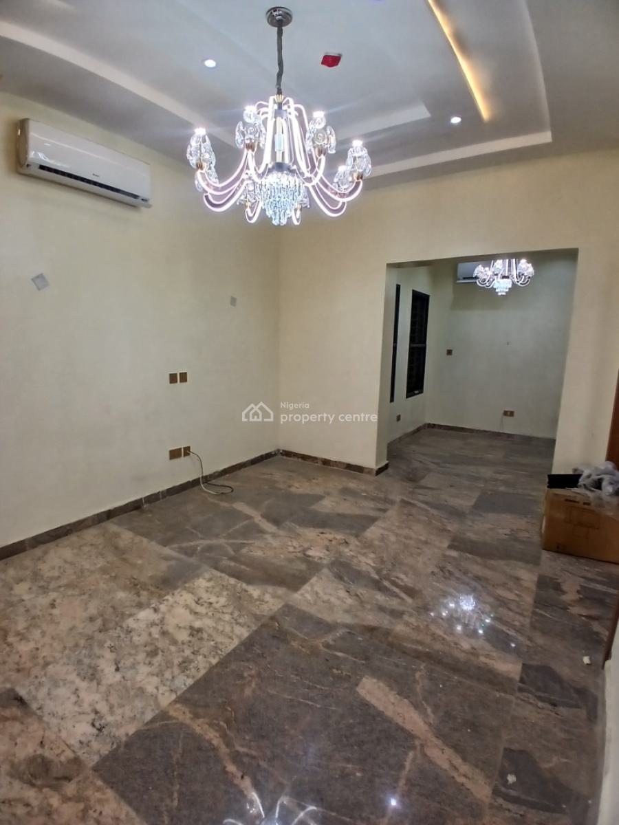 Luxury 5 Bedrooms with a Room Bq, Acs and Central Generator, Wuye, Abuja, Terraced Duplex for Rent