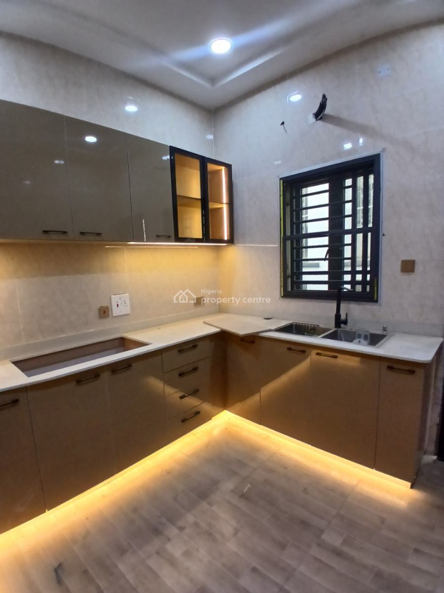 Luxury 5 Bedrooms with a Room Bq, Acs and Central Generator, Wuye, Abuja, Terraced Duplex for Rent