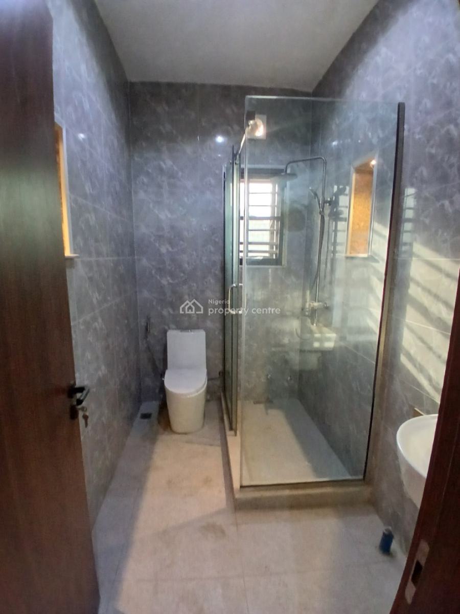 Luxury 5 Bedrooms with a Room Bq, Acs and Central Generator, Wuye, Abuja, Terraced Duplex for Rent