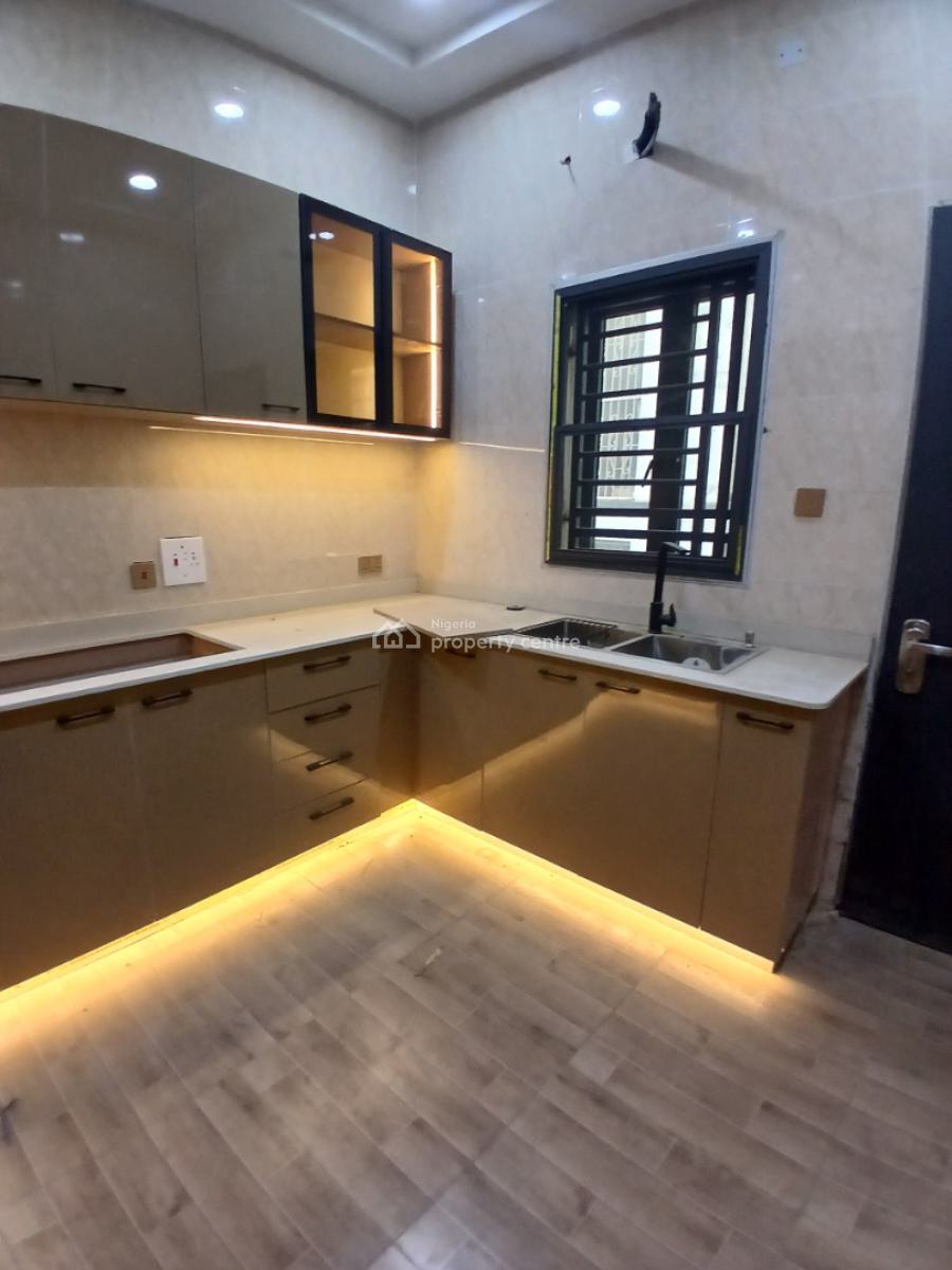 Luxury 5 Bedrooms with a Room Bq, Acs and Central Generator, Wuye, Abuja, Terraced Duplex for Rent