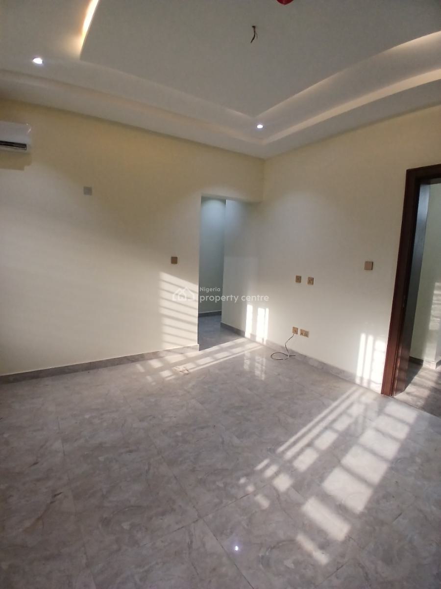 Luxury 5 Bedrooms with a Room Bq, Acs and Central Generator, Wuye, Abuja, Terraced Duplex for Rent