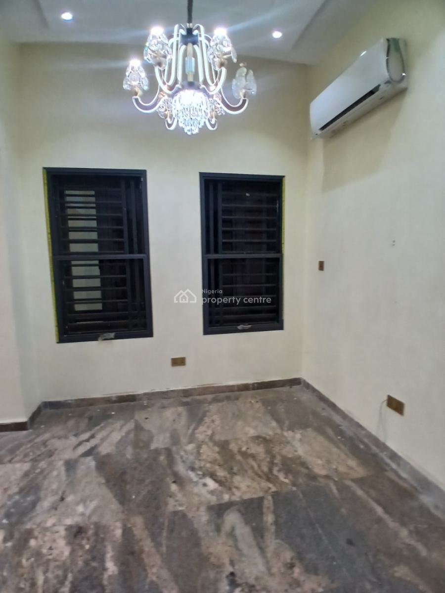 Luxury 5 Bedrooms with a Room Bq, Acs and Central Generator, Wuye, Abuja, Terraced Duplex for Rent