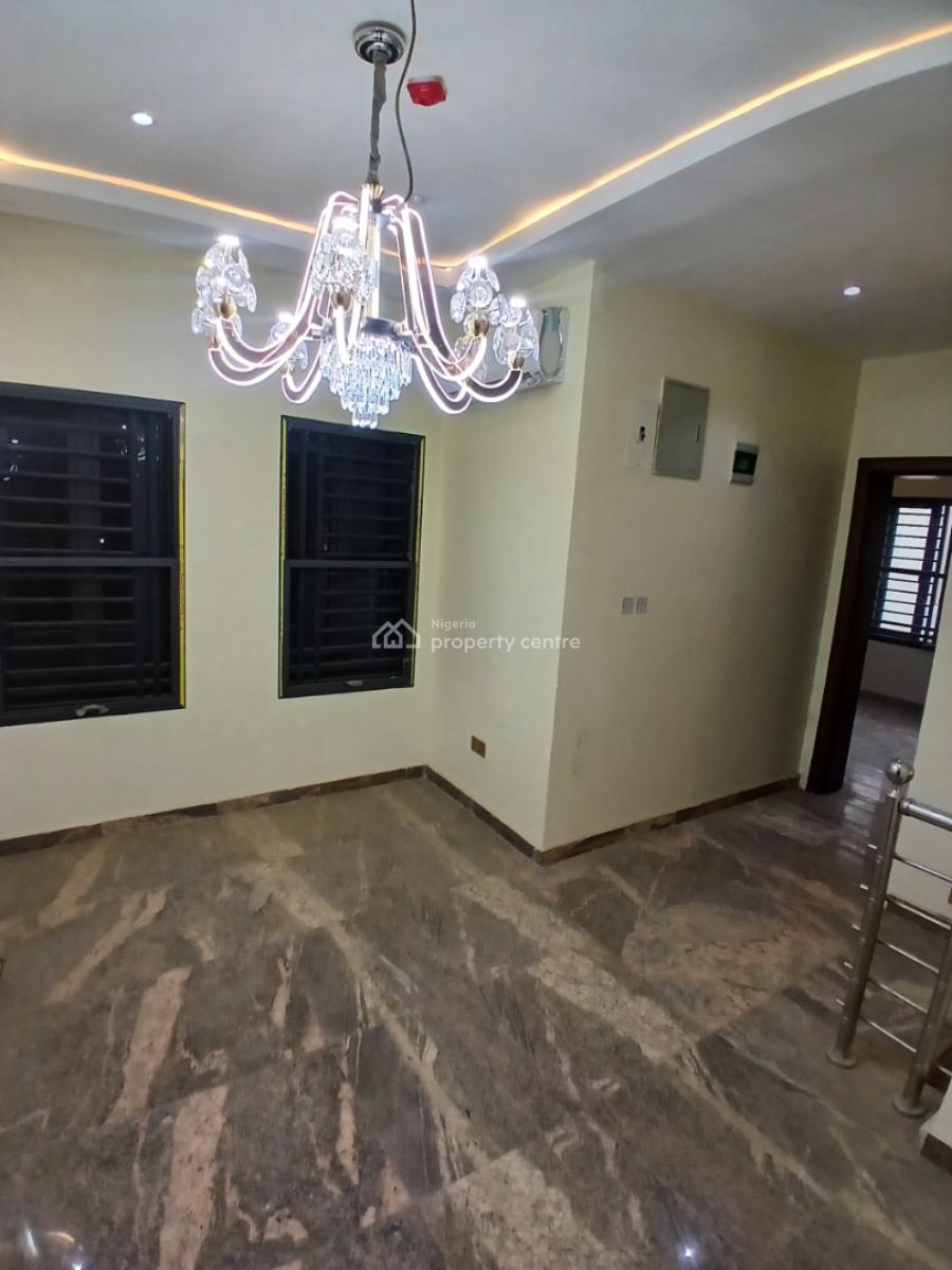 Luxury 5 Bedrooms with a Room Bq, Acs and Central Generator, Wuye, Abuja, Terraced Duplex for Rent