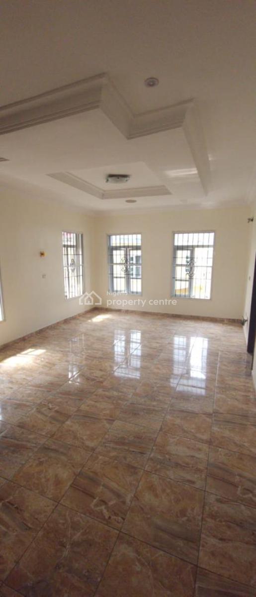 Newly Renovated 4-bedroom Semi-detached Duplex with Bq in Prime Osapa, Osapa, Lekki, Lagos, Semi-detached Duplex for Rent