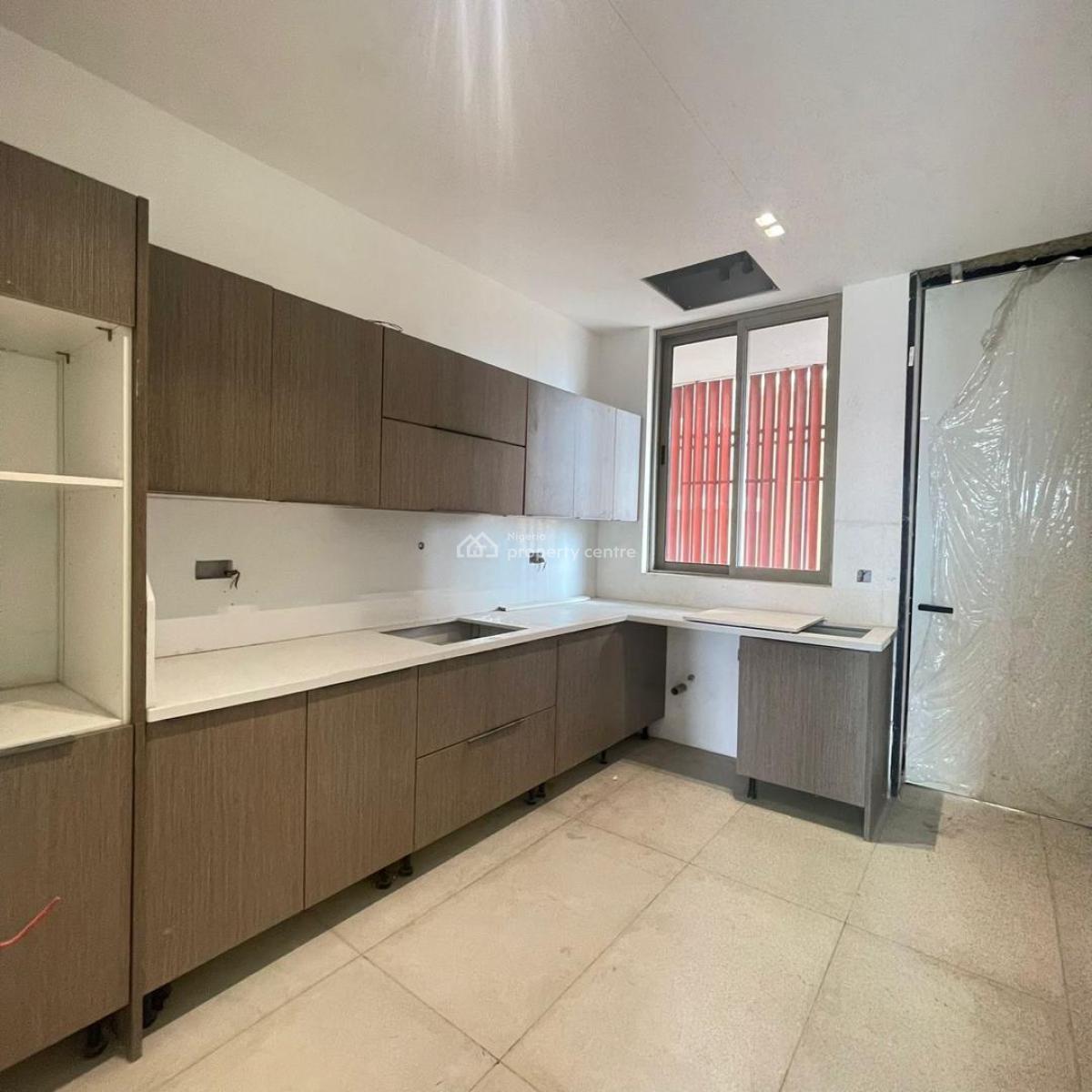 Premium 4 Bedroom Maisonette  with Functional Elevators,pool,gym, Lekki Phase 1, Lekki, Lagos, Flat / Apartment for Sale