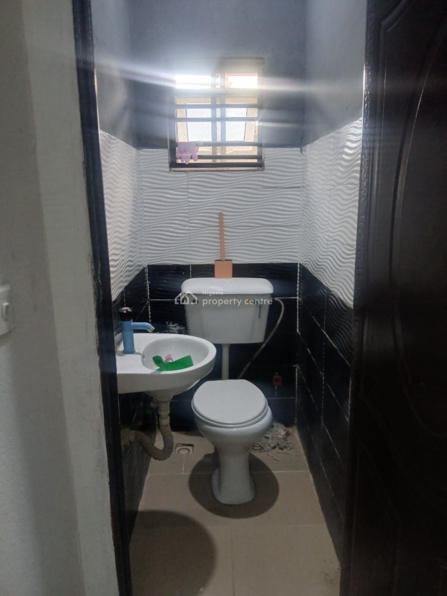 a Beautiful Mini Flat (room and Parlour) Standard, Mobile Road, Ajah, Lekki Phase 2, Lekki, Lagos, Mini Flat (room and Parlour) for Rent