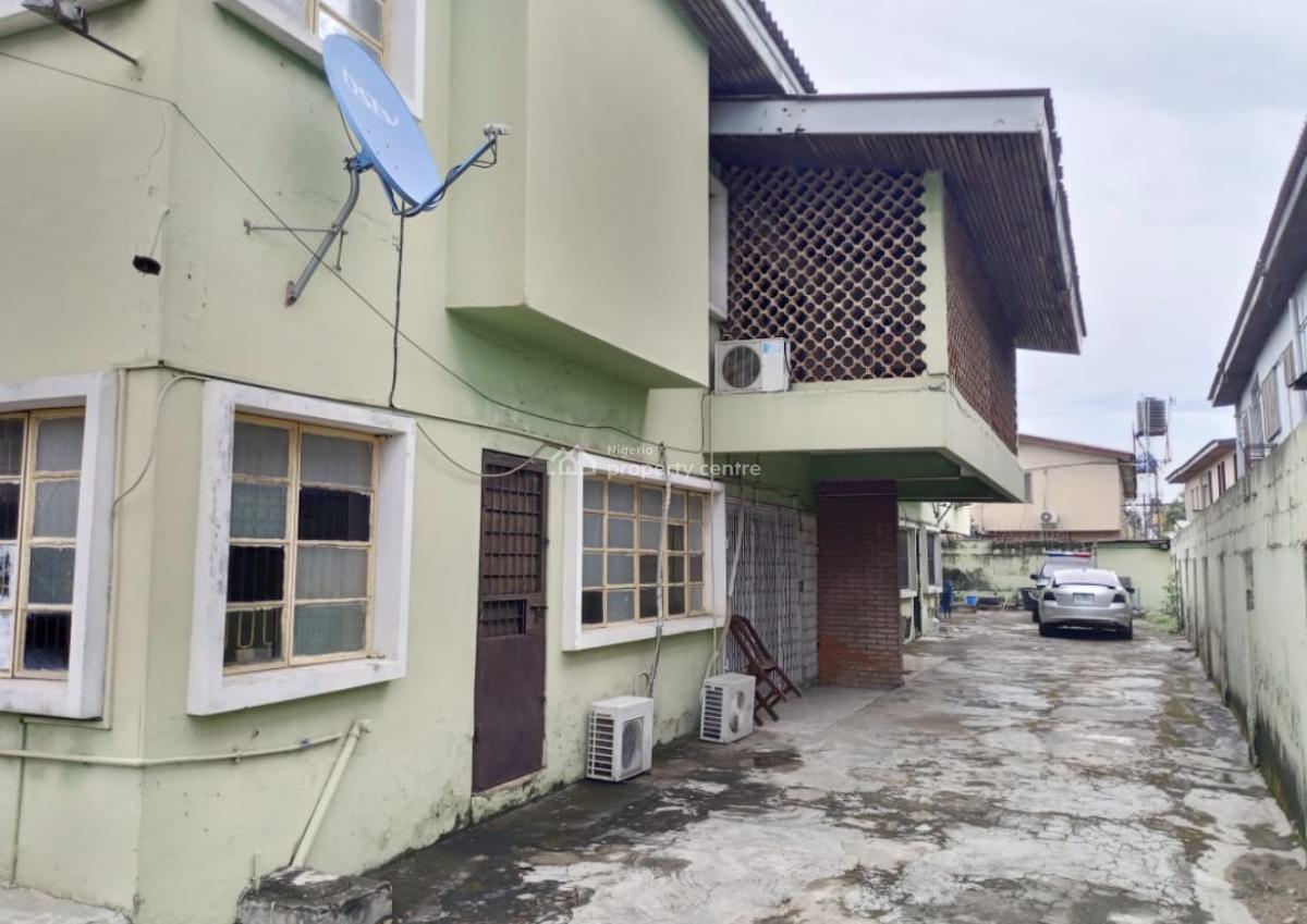 Property  in Ilupeju Location - Address: Adeyinka Street, Ilup, Adeyinka Street, Off Sura Mogaji Street, Ilupeju, Lagos, House for Sale