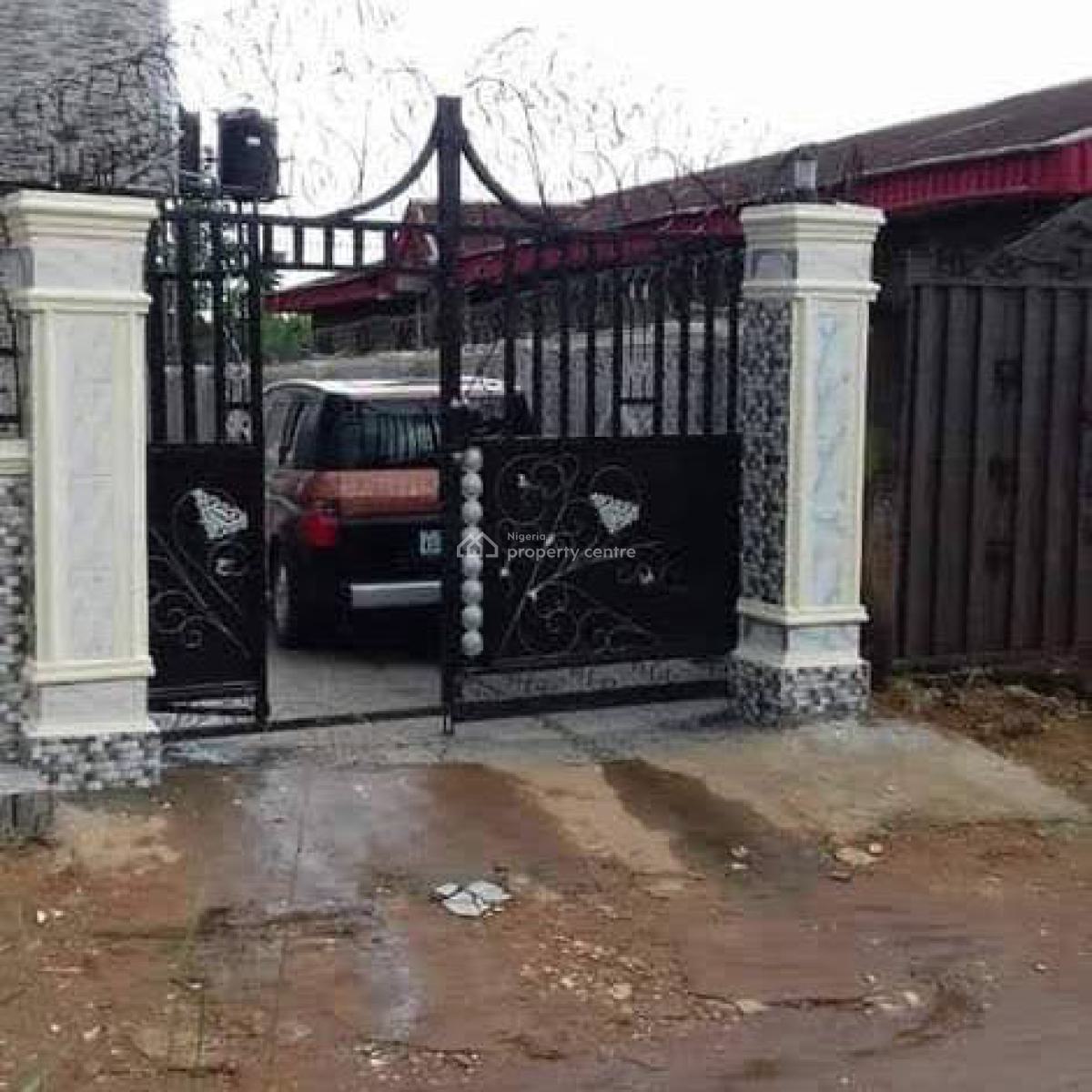 Block of Flats, Asowater Street, Off Ohovbe Quarters, Ikpoba Okha, Edo, Flat / Apartment for Sale