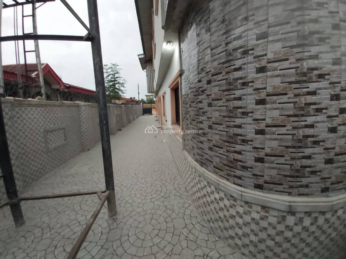 Block of Flats, Asowater Street, Off Ohovbe Quarters, Ikpoba Okha, Edo, Flat / Apartment for Sale