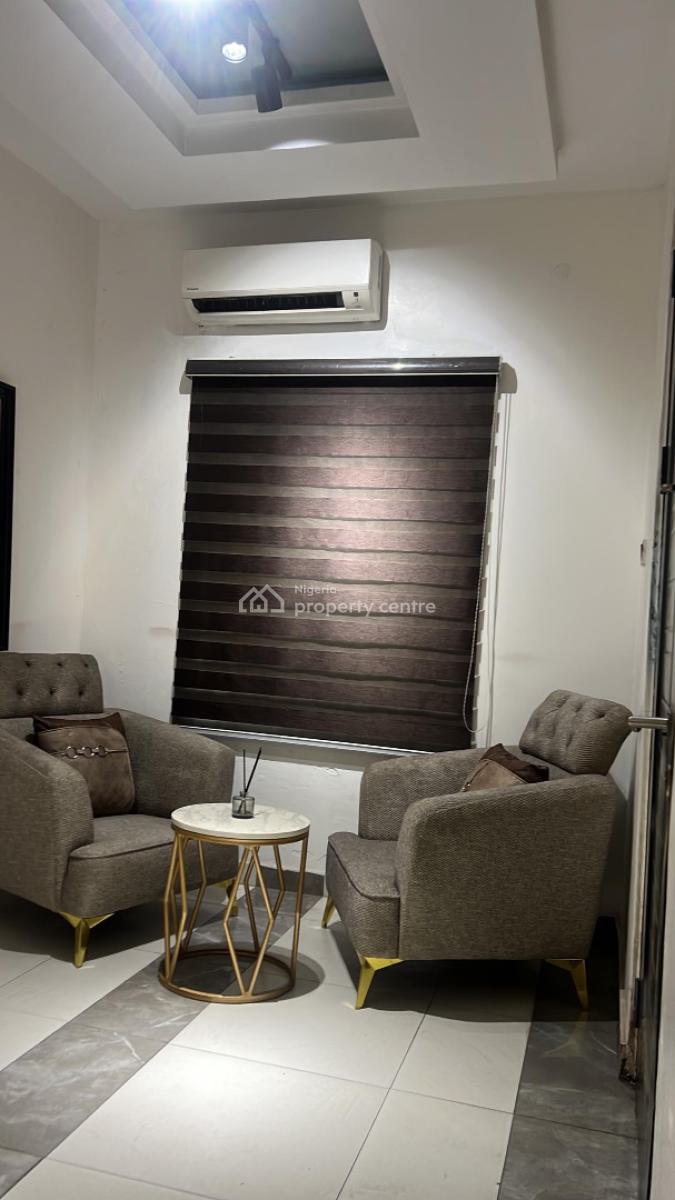 18 Rooms Hotel for Lease + Lounge and Restaurant, Mobil Road, Ajah, Lagos, Hotel / Guest House for Rent