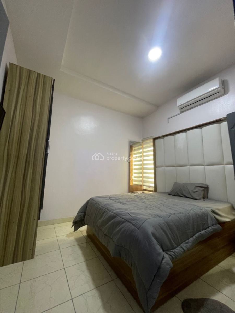 Distress Distress  Modern Furnished 4 Bedroomd Terraced Duple, Abraham Adesanya Okun-ajah, Ajah, Lagos, Ajah, Lagos, Terraced Duplex for Sale