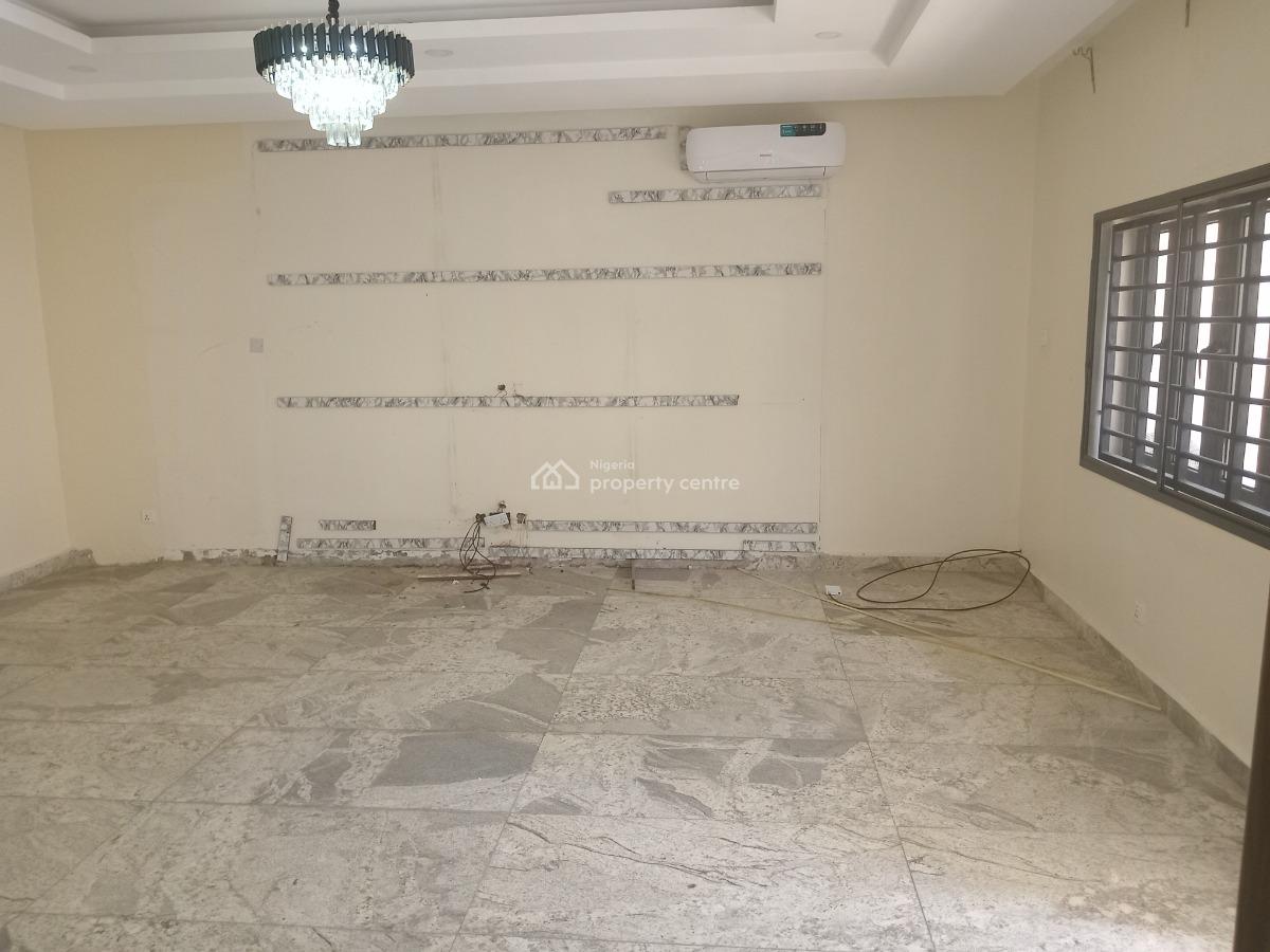a Very Good Spacious 3 Bedroom Flat with 1bq, Off Ademola Adetokunbo Crescent, Wuse 2, Abuja, Flat / Apartment for Rent
