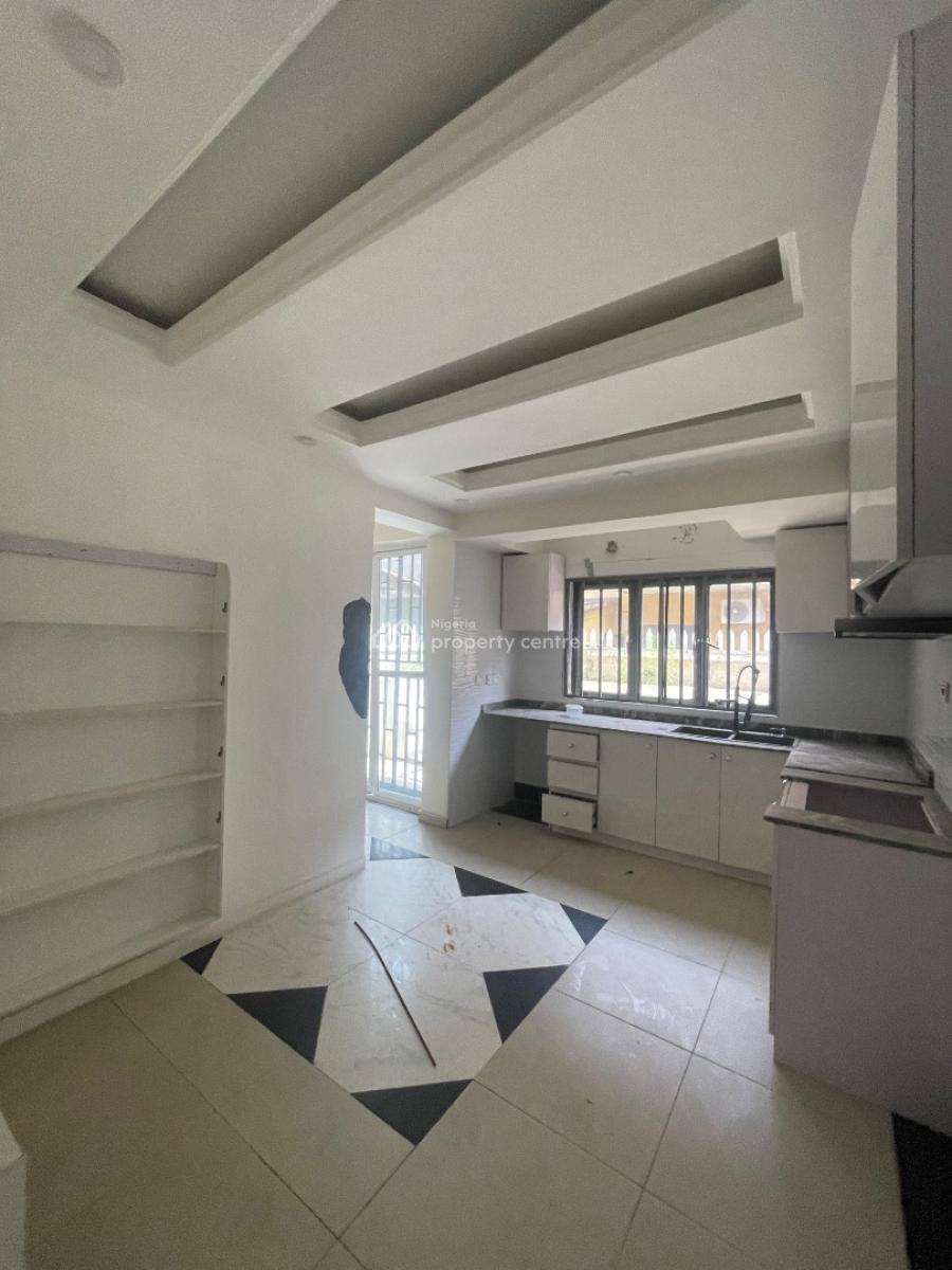 Spacious 3bedrooms Duplex with Nice Room and Palor Bq, Self Compound, Regal View Estate Lekki Right, Lekki Phase 1, Lekki, Lagos, Terraced Duplex for Sale