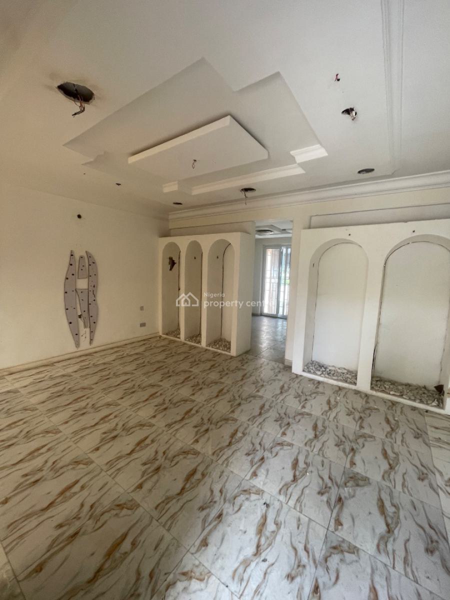 Spacious 3bedrooms Duplex with Nice Room and Palor Bq, Self Compound, Regal View Estate Lekki Right, Lekki Phase 1, Lekki, Lagos, Terraced Duplex for Sale
