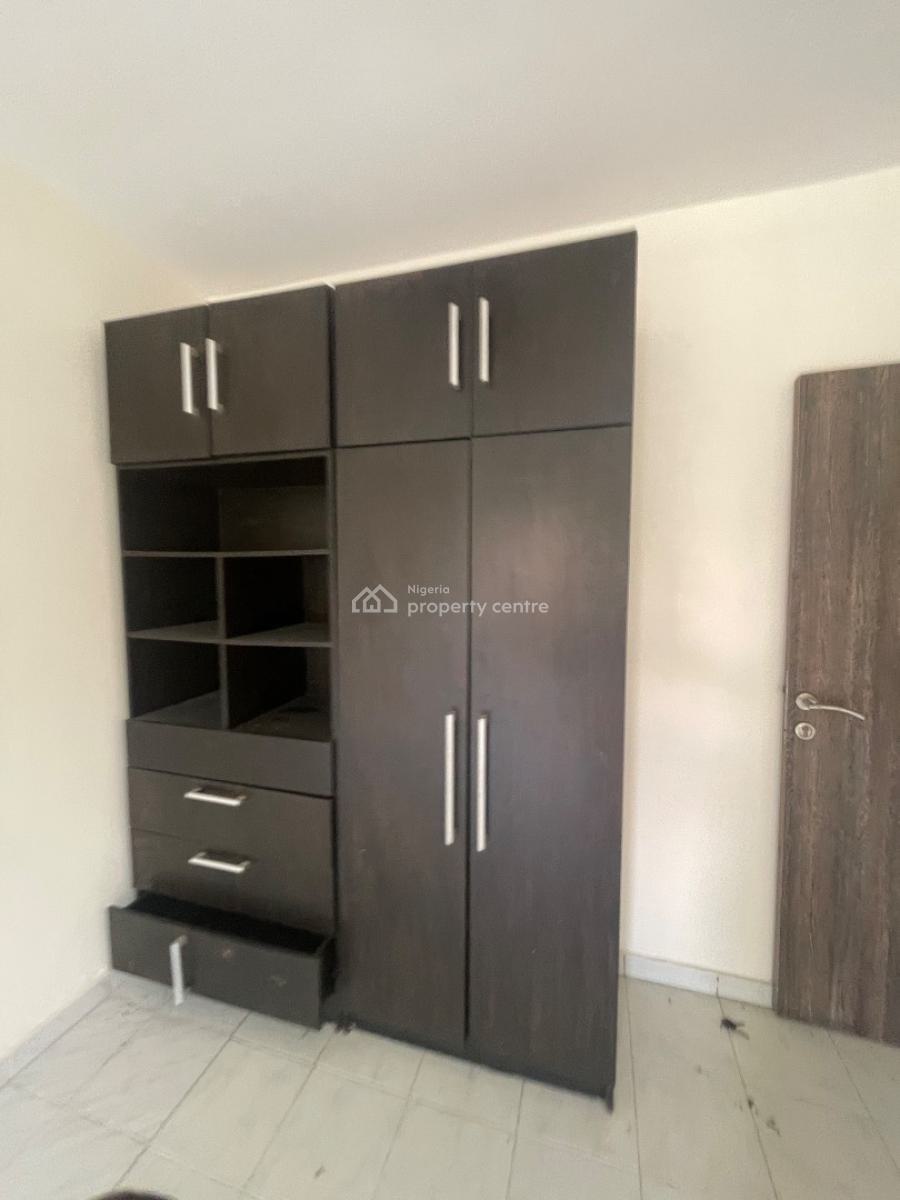 Spacious 3bedrooms Duplex with Nice Room and Palor Bq, Self Compound, Regal View Estate Lekki Right, Lekki Phase 1, Lekki, Lagos, Terraced Duplex for Sale