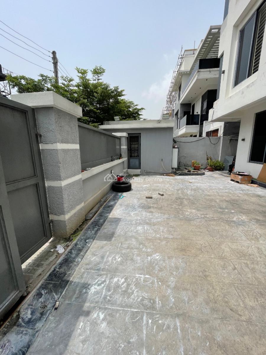 5-bedroom Fully Detached Duplex with Bq & Swimming Pool, Lekki Right, Lekki Phase 1, Lekki, Lagos, Detached Duplex for Rent