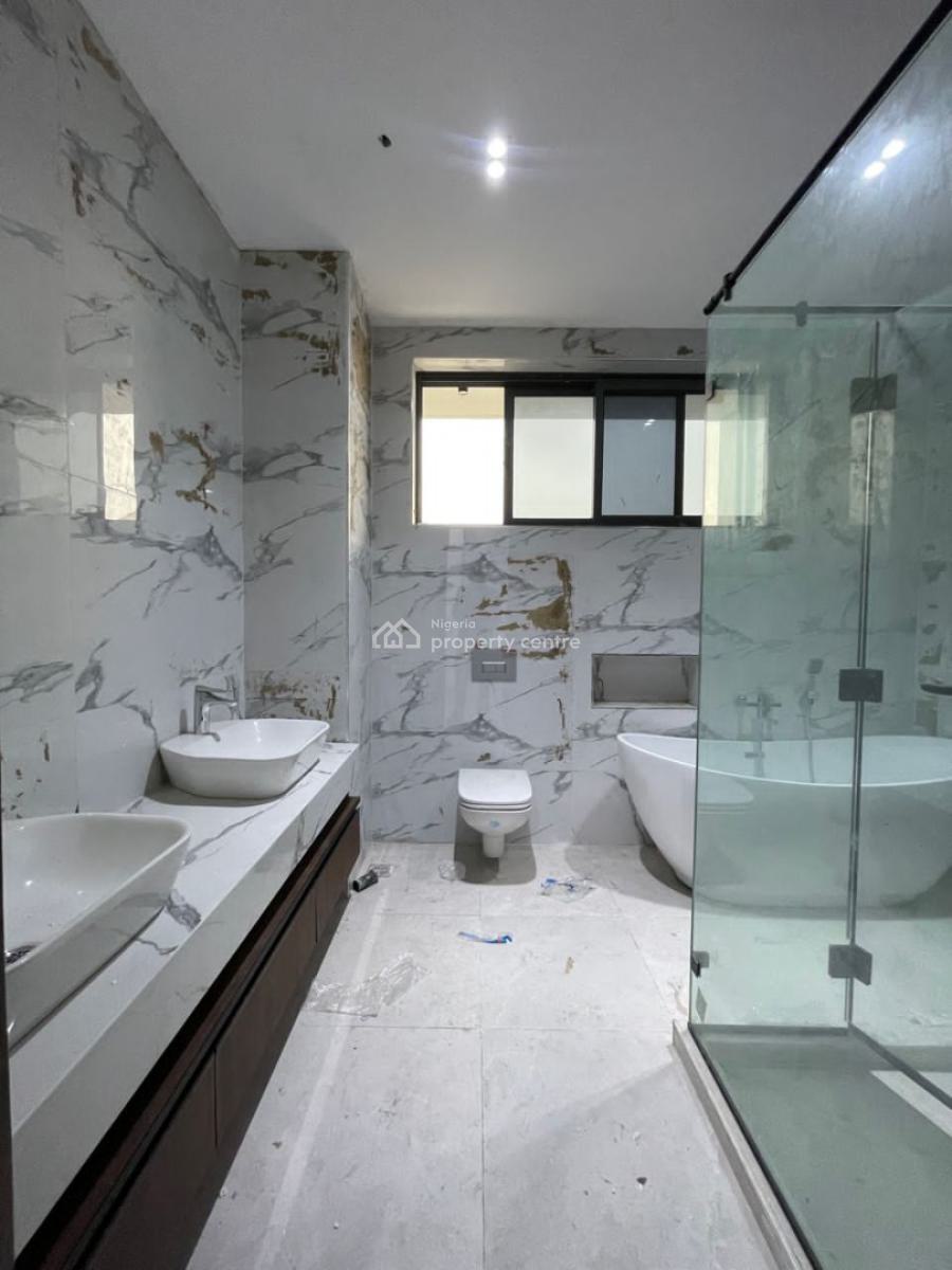 6 Bedrooms Detached Duplex with Bq, and Swimming Pool, Old Ikoyi, Ikoyi, Lagos, Detached Duplex for Sale