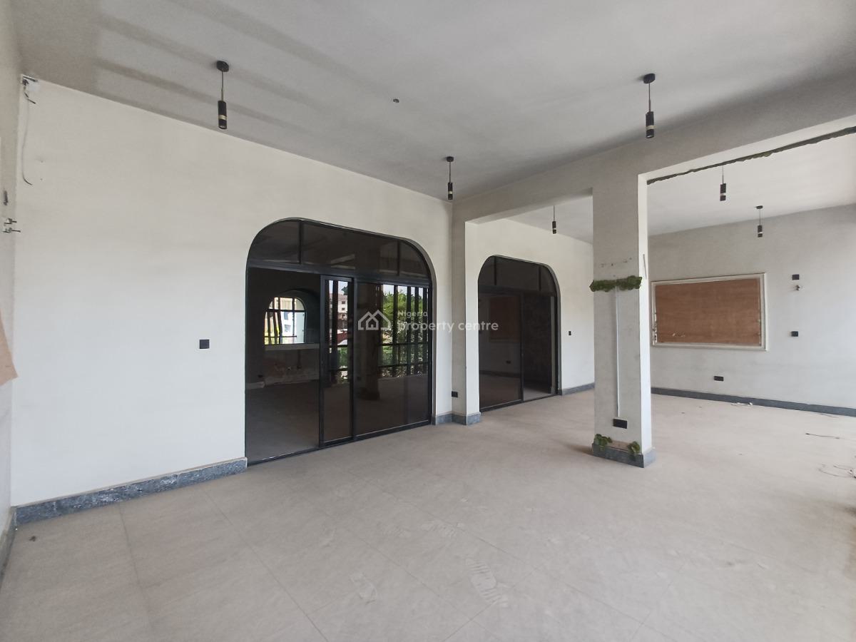 Serviced 144sqm Shop / Office Space on The Second Floor, Wuse 2, Abuja, Shop for Rent