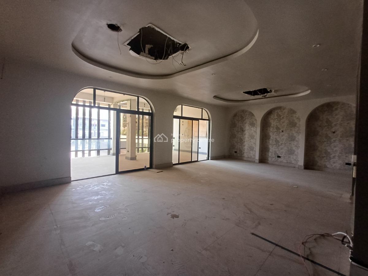 Serviced 144sqm Shop / Office Space on The Second Floor, Wuse 2, Abuja, Shop for Rent